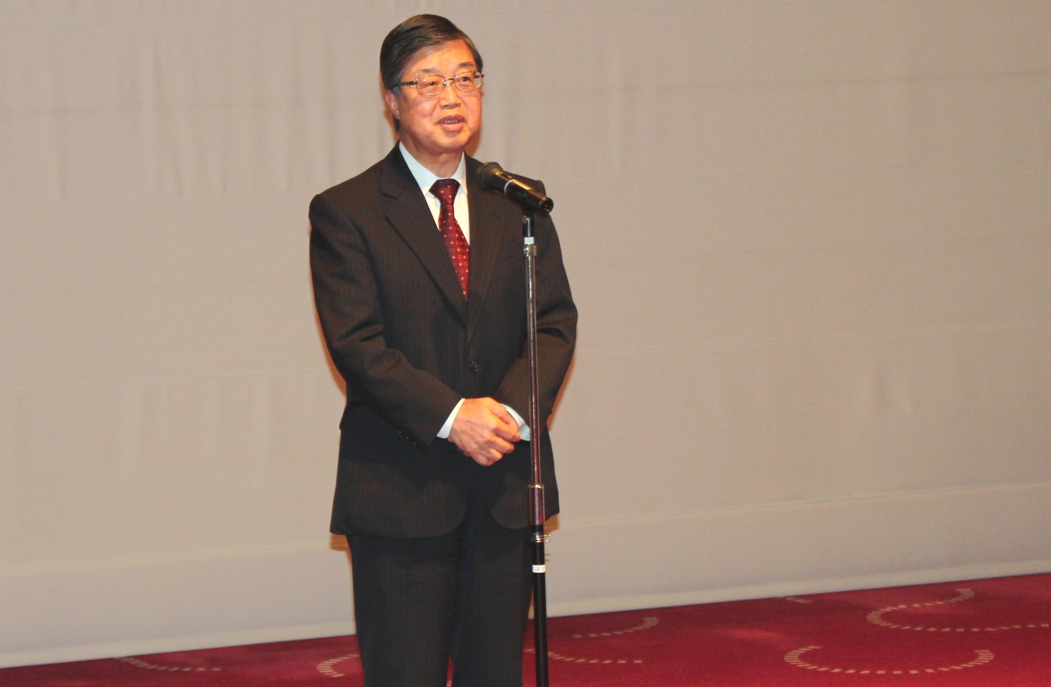 江利川理事長写真