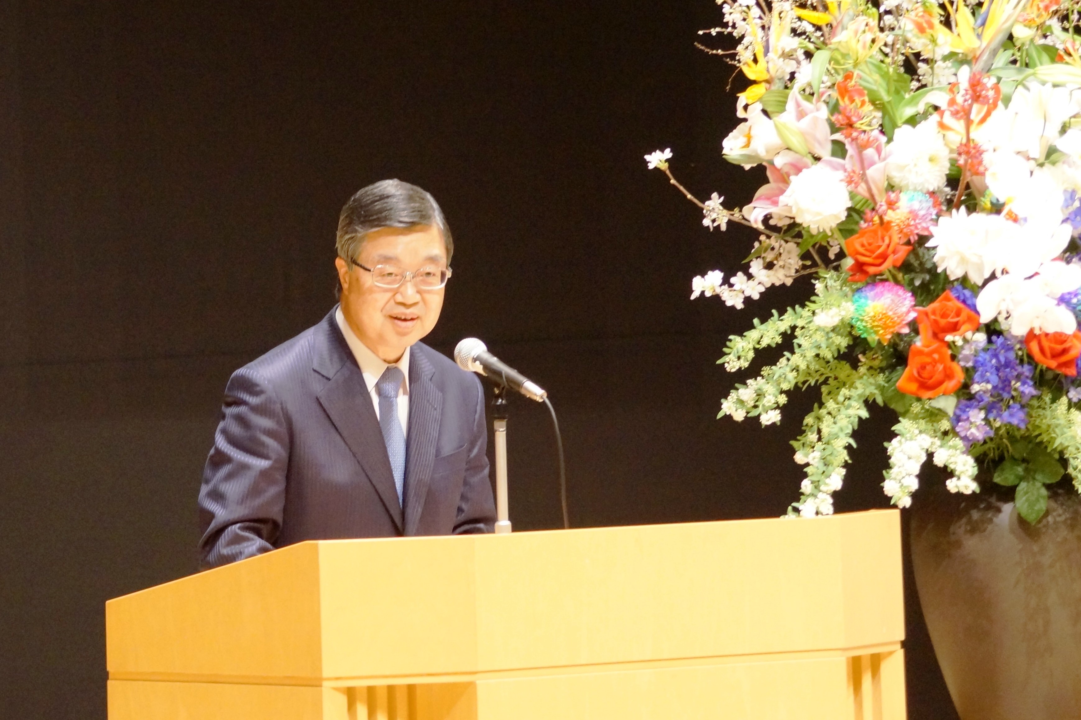 江利川理事長写真